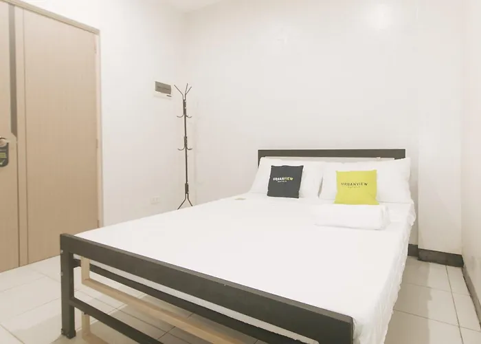 Urbanview At Mherylle's Near Ust Hotel Manila