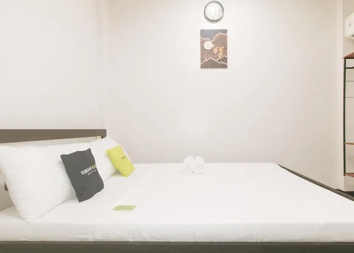 Hotel Urbanview At Mherylle's Near Ust