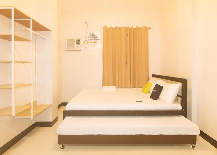 Hotel Urbanview At Mherylle's Near Ust Manila