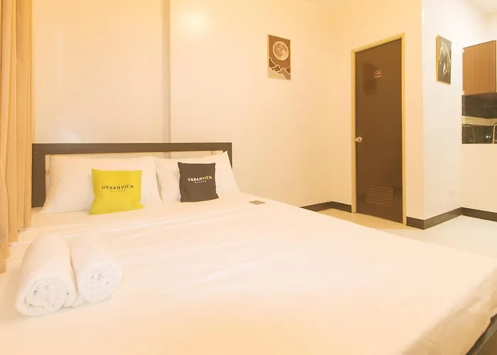 Hotel Urbanview At Mherylle's Near Ust